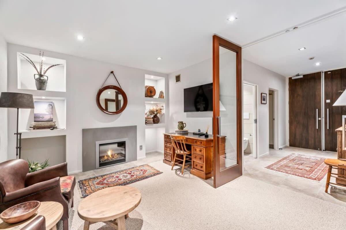 Pembroke Luxury Apartment Wanaka Buitenkant foto