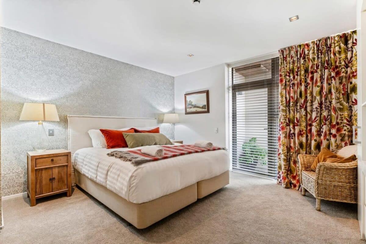 Pembroke Luxury Apartment Wanaka Buitenkant foto
